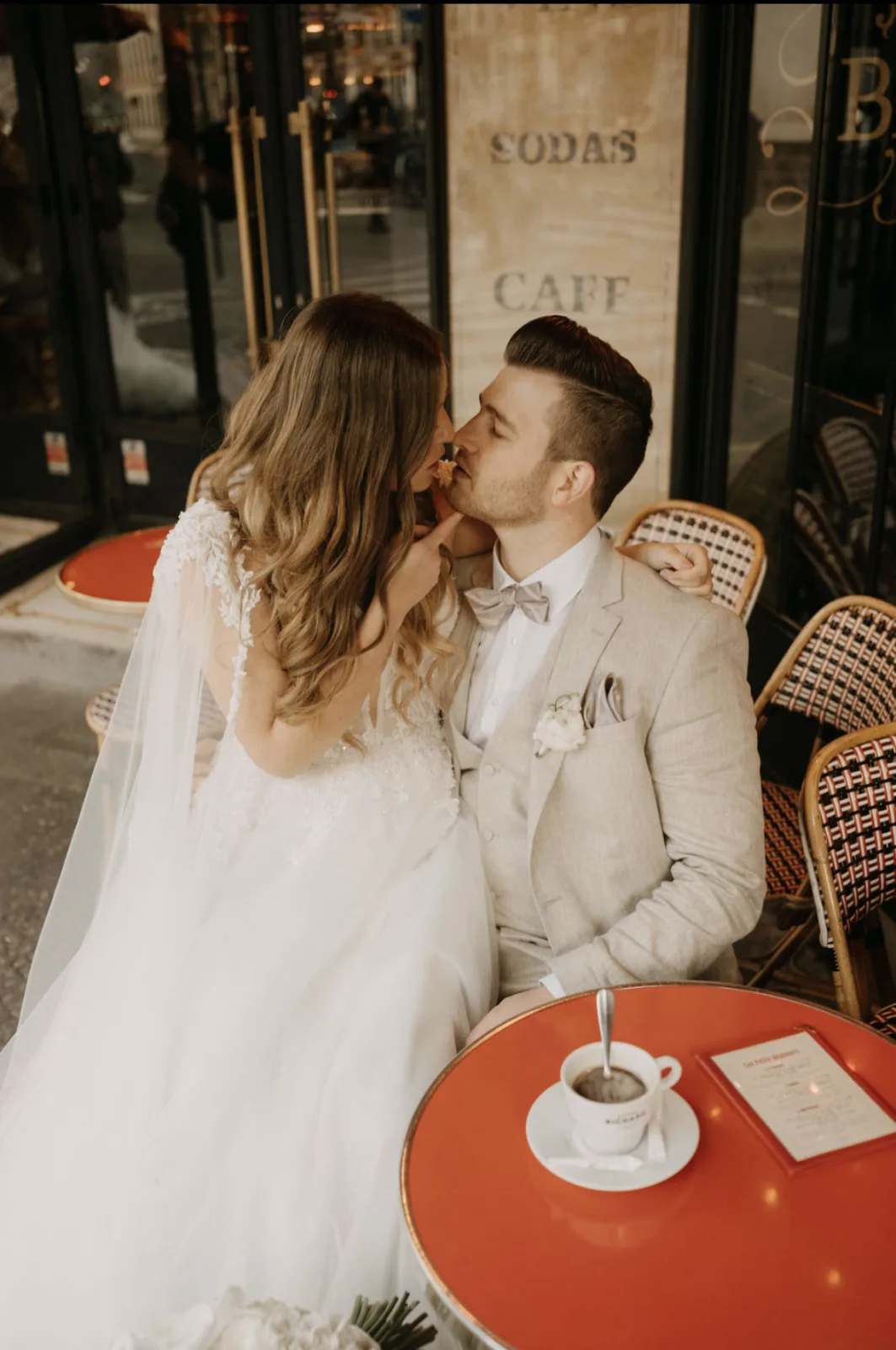 Bräutigam: 3 Teiler in Wolle Seide Mischung – Kaffee nach dem Standesamt – Hochzeitsanzug von LO&GO Hannover