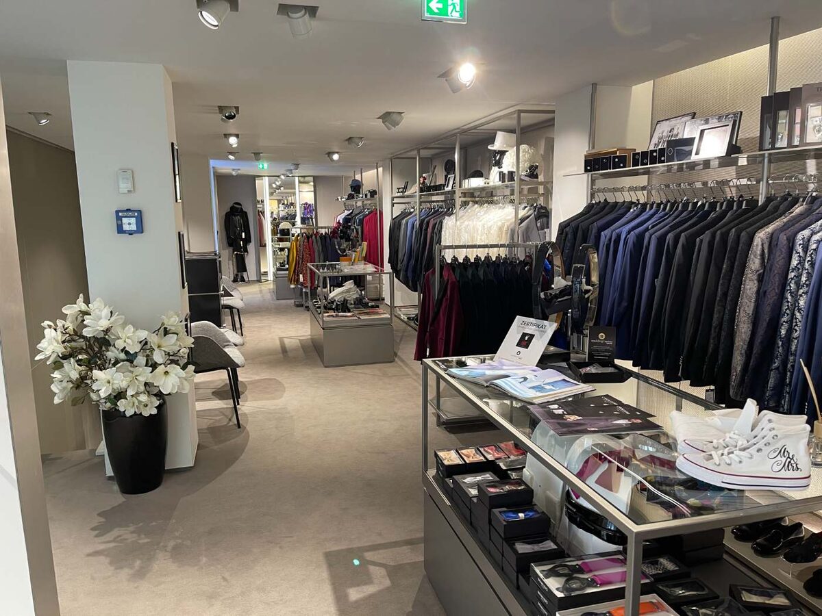 Innenansicht LO&GO Luisenstraße 4, Hannover – Hochzeits- und Abendmode